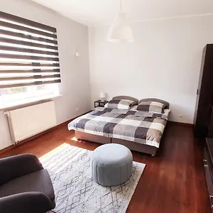 https://ginger-doors-pokoje-goscinne.gdanskhotel.org